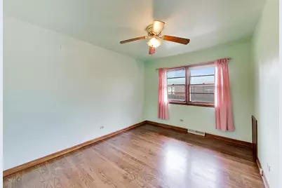 909 Worcester Avenue, Westchester, IL 60154 - Photo 19