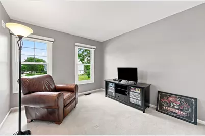 1050 Hampshire Lane, Elgin, IL 60120 - Photo 29