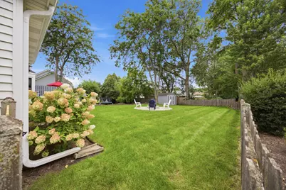 1050 Hampshire Lane, Elgin, IL 60120 - Photo 51