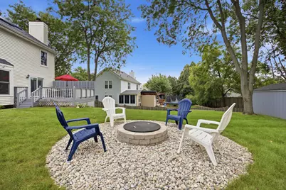 1050 Hampshire Lane, Elgin, IL 60120 - Photo 45