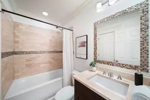 2042 N Racine Ave, Chicago, IL 60614 - Photo 25