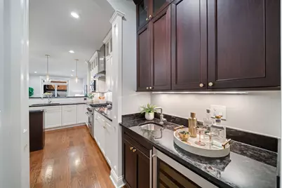 2042 N Racine Avenue #101, Chicago, IL 60614 - Photo 7