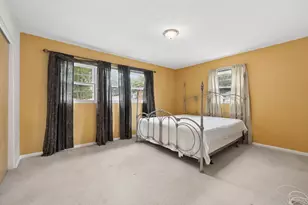 1041 E 8th St, Lockport, IL 60441 - Photo 13