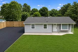 1713 222nd Pl, Sauk Village, IL 60411 - Photo 1