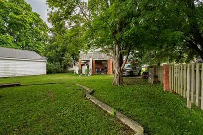 1313 W Chestnut Street, Bloomington, IL 61701 - Photo 25