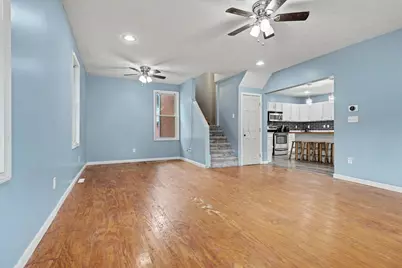 1313 W Chestnut Street, Bloomington, IL 61701 - Photo 7