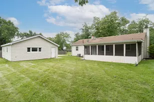 1098 Karner Dr, Joliet, IL 60433 - Photo 11