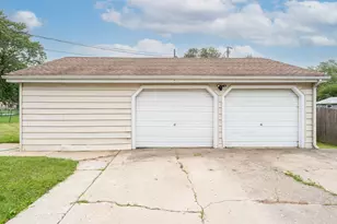1098 Karner Dr, Joliet, IL 60433 - Photo 7