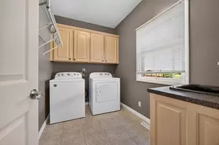41 Pebblebrook Ct, Bloomington, IL 61705 - Photo 29