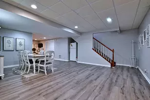 383 Country Oak Ln, Inverness, IL 60067 - Photo 27