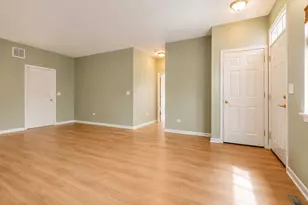 6415 Cherrywood Ct, Fox Lake, IL 60020 - Photo 9