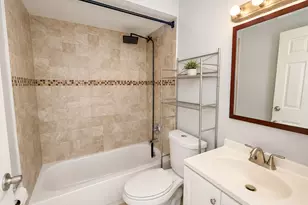 8635 W Foster Ave, Chicago, IL 60656 - Photo 13