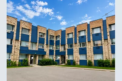 8635 W Foster Avenue #3b, Chicago, IL 60656 - Photo 1