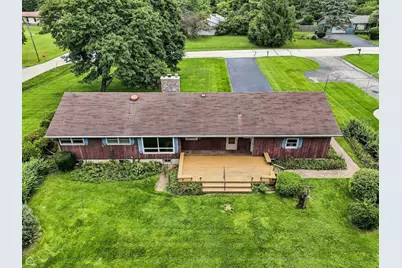 24422 W Cherokee Trail, Grayslake, IL 60030 - Photo 3