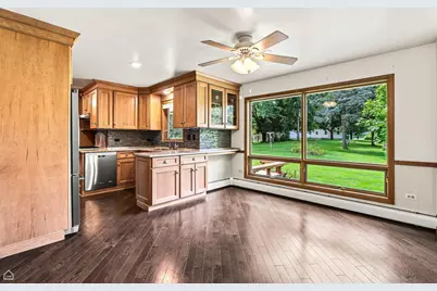 24422 W Cherokee Trail, Grayslake, IL 60030 - Photo 17