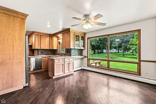 24422 W Cherokee Trail, Grayslake, IL 60030 - Photo 17