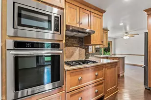 24422 W Cherokee Trail, Grayslake, IL 60030 - Photo 15