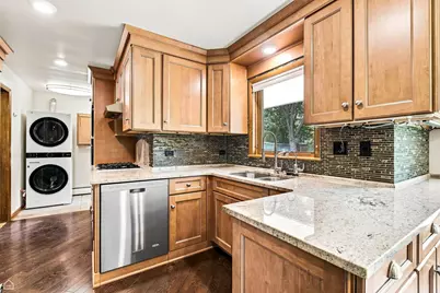 24422 W Cherokee Trail, Grayslake, IL 60030 - Photo 13