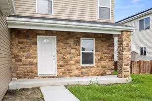 828 Blackhawk Dr, Braidwood, IL 60408 - Photo 39
