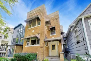 4252 N Whipple St, Chicago, IL 60618 - Photo 1