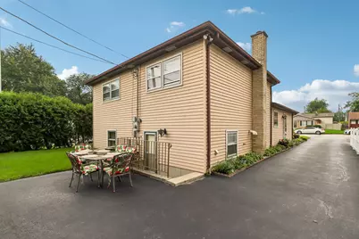 5441 S Ashland Avenue, Countryside, IL 60525 - Photo 3