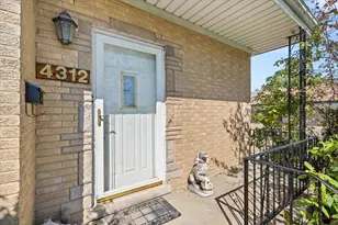4312 Prairie Ave, Brookfield, IL 60513 - Photo 3