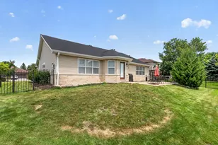 16709 Karen Springs Dr, Lockport, IL 60441 - Photo 33
