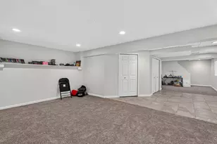 16709 Karen Springs Dr, Lockport, IL 60441 - Photo 27