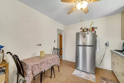 8610 S Vernon Avenue, Chicago, IL 60619 - Photo 9
