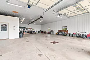 8958 Il Hwy 82, Cambridge, IL 61238 - Photo 43