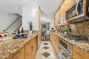2856 N Burling St, Chicago, IL 60657 - Photo 11