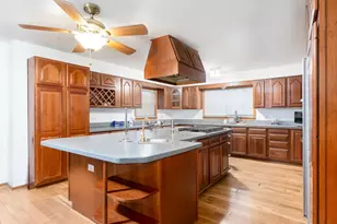 519 S 7th Ave, Maywood, IL 60153 - Photo 7