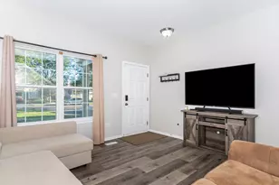 3217 Hoffman St, Plano, IL 60545 - Photo 5