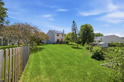 9 Tenneyson Court, Lake in the Hills, IL 60156 - Photo 39