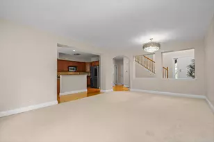 322 Montabello, Bloomingdale, IL 60108 - Photo 7