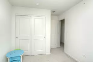 2204 Venture Dr, Schaumburg, IL 60173 - Photo 17