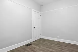 808 S 15th Ave, Maywood, IL 60153 - Photo 25