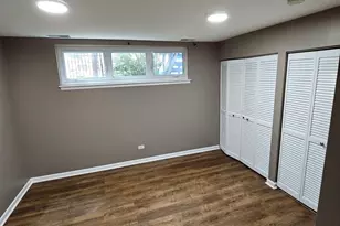7256 N Rogers Ave, Chicago, IL 60645 - Photo 13