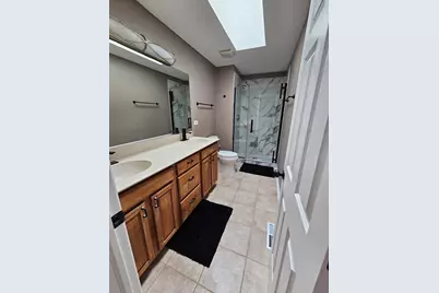 7256 N Rogers Avenue, Chicago, IL 60645 - Photo 11