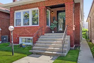 8445 S Luella Ave, Chicago, IL 60617 - Photo 1