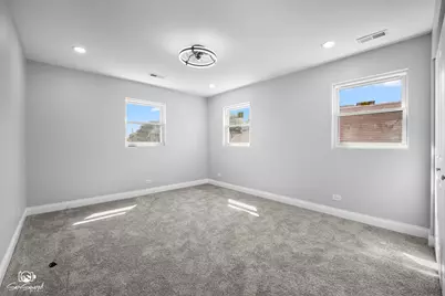 8445 S Luella Avenue, Chicago, IL 60617 - Photo 19