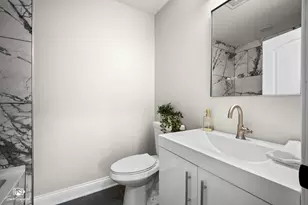 8445 S Luella Ave, Chicago, IL 60617 - Photo 21