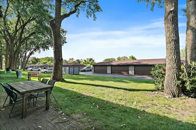 2352 South Street #D, Elgin, IL 60123 - Photo 15
