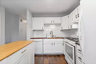 2352 South St, Elgin, IL 60123 - Photo 7