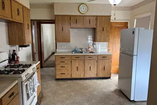 1310 N 20th Ave, Melrose Park, IL 60160 - Photo 3