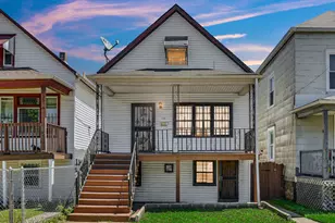 8533 S Manistee Ave, Chicago, IL 60617 - Photo 1