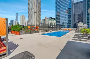 345 N La Salle Dr, Chicago, IL 60654 - Photo 35