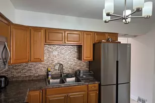 20 N Albert St, Mount Prospect, IL 60056 - Photo 7