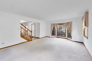 7533 Wilton Rd, Darien, IL 60561 - Photo 5