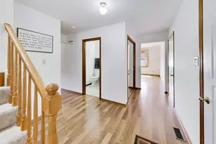 7533 Wilton Rd, Darien, IL 60561 - Photo 3